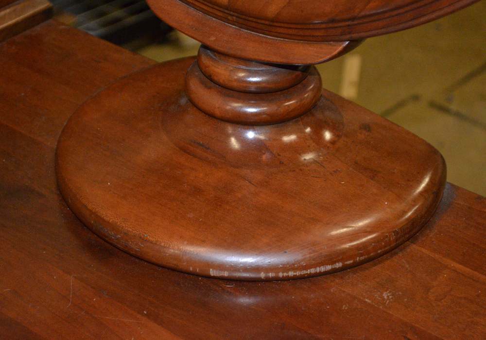 Davis Cabinet Company Dresser with Mirror