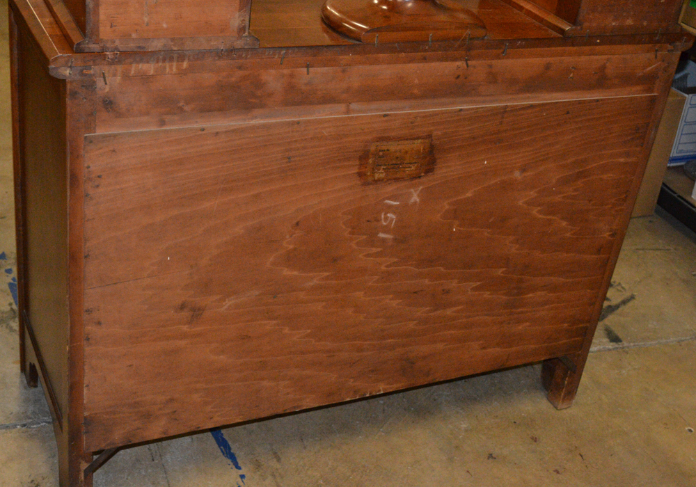 Davis Cabinet Company Dresser with Mirror