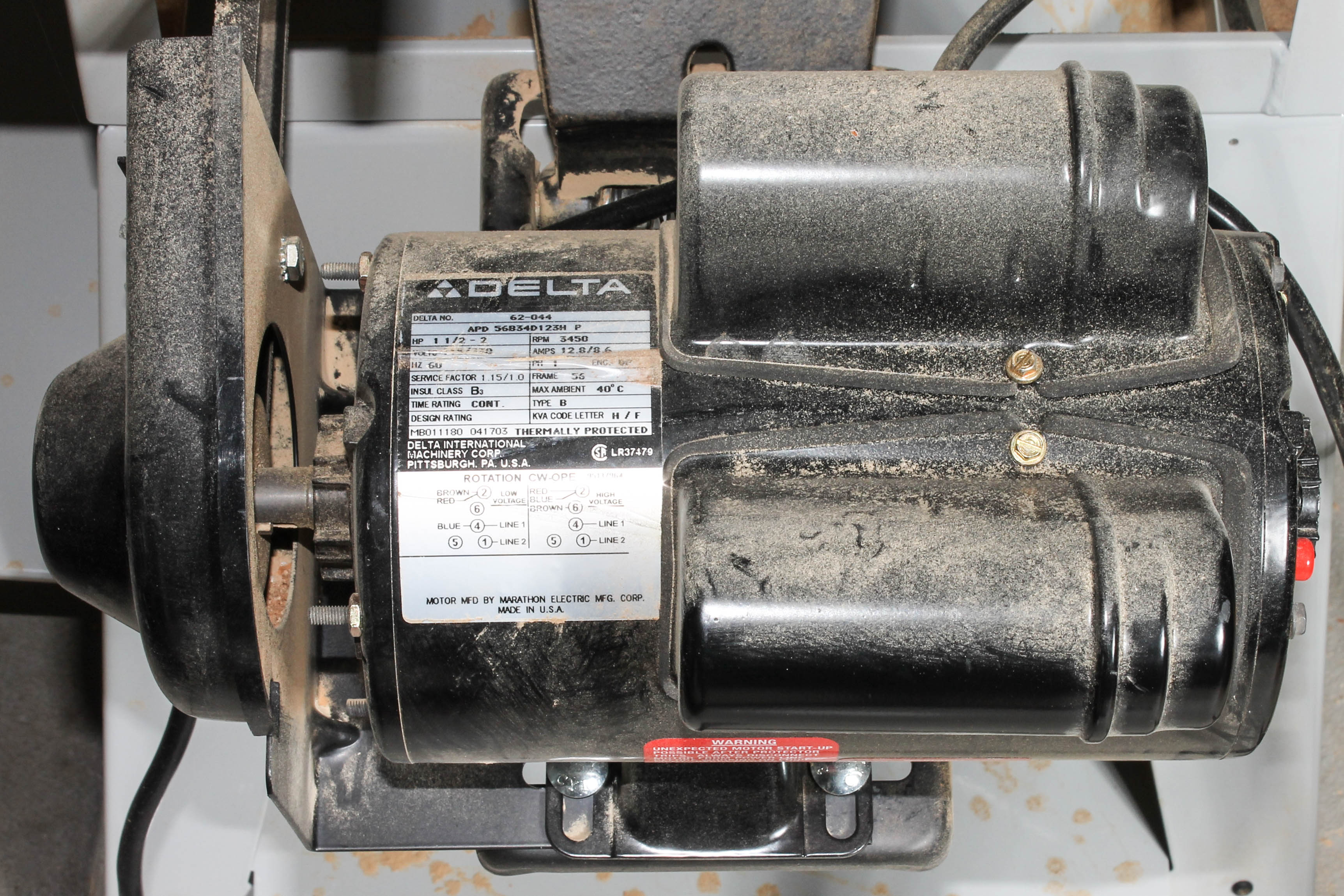 Delta 10'' Table Saw with Commercial Fencing System