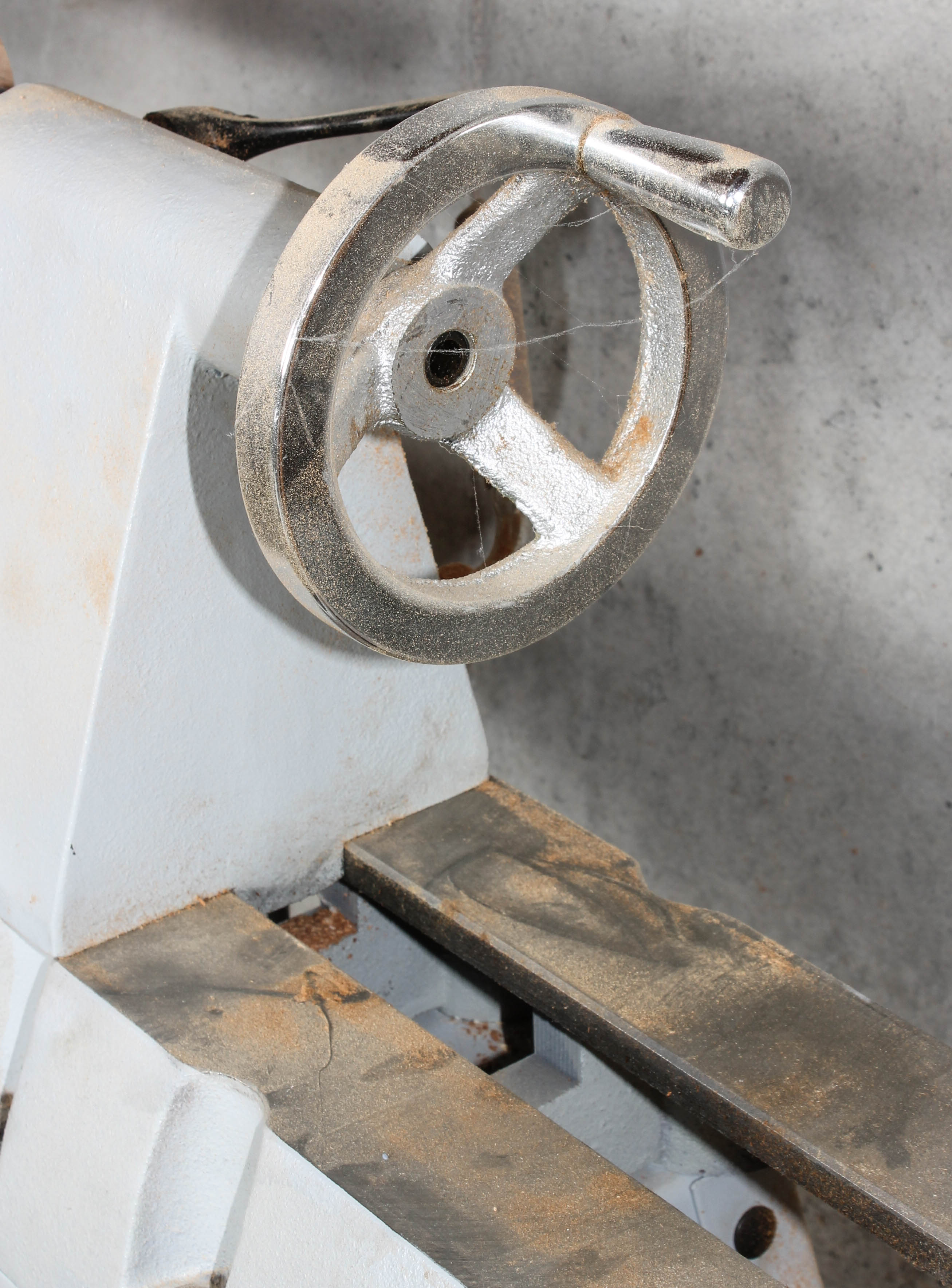 Delta 14'' Iron Bed1440 Woodworking Lathe