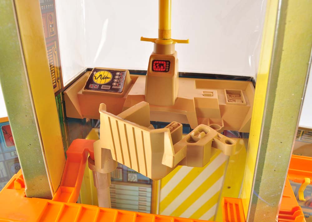 Vintage 1972 GI Joe Adventure Team "Headquarters" Playset