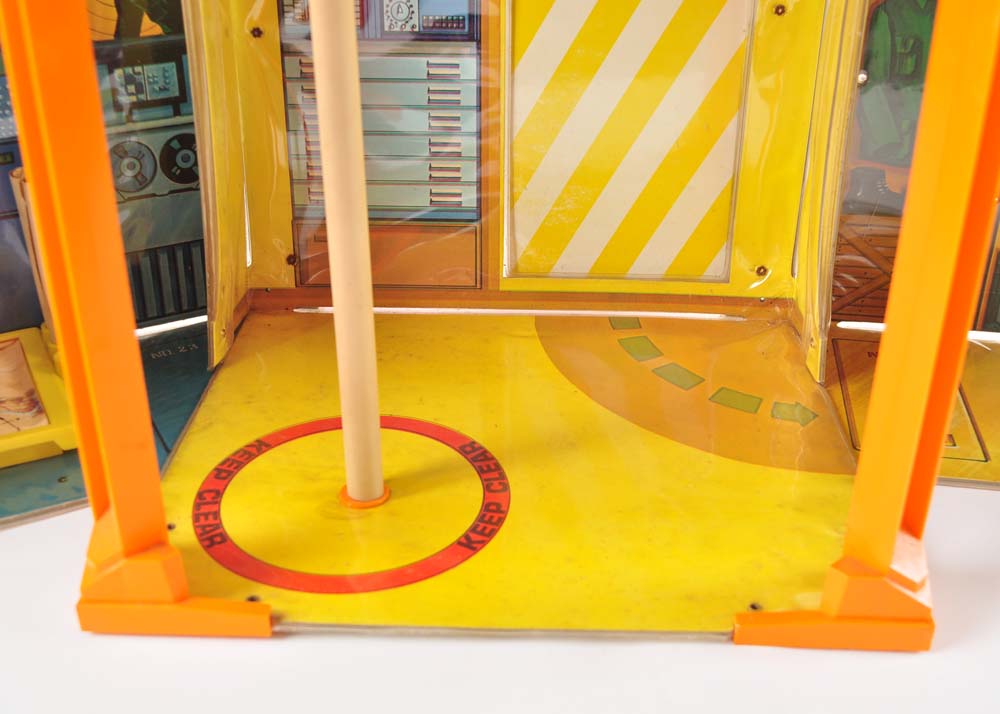 Vintage 1972 GI Joe Adventure Team "Headquarters" Playset