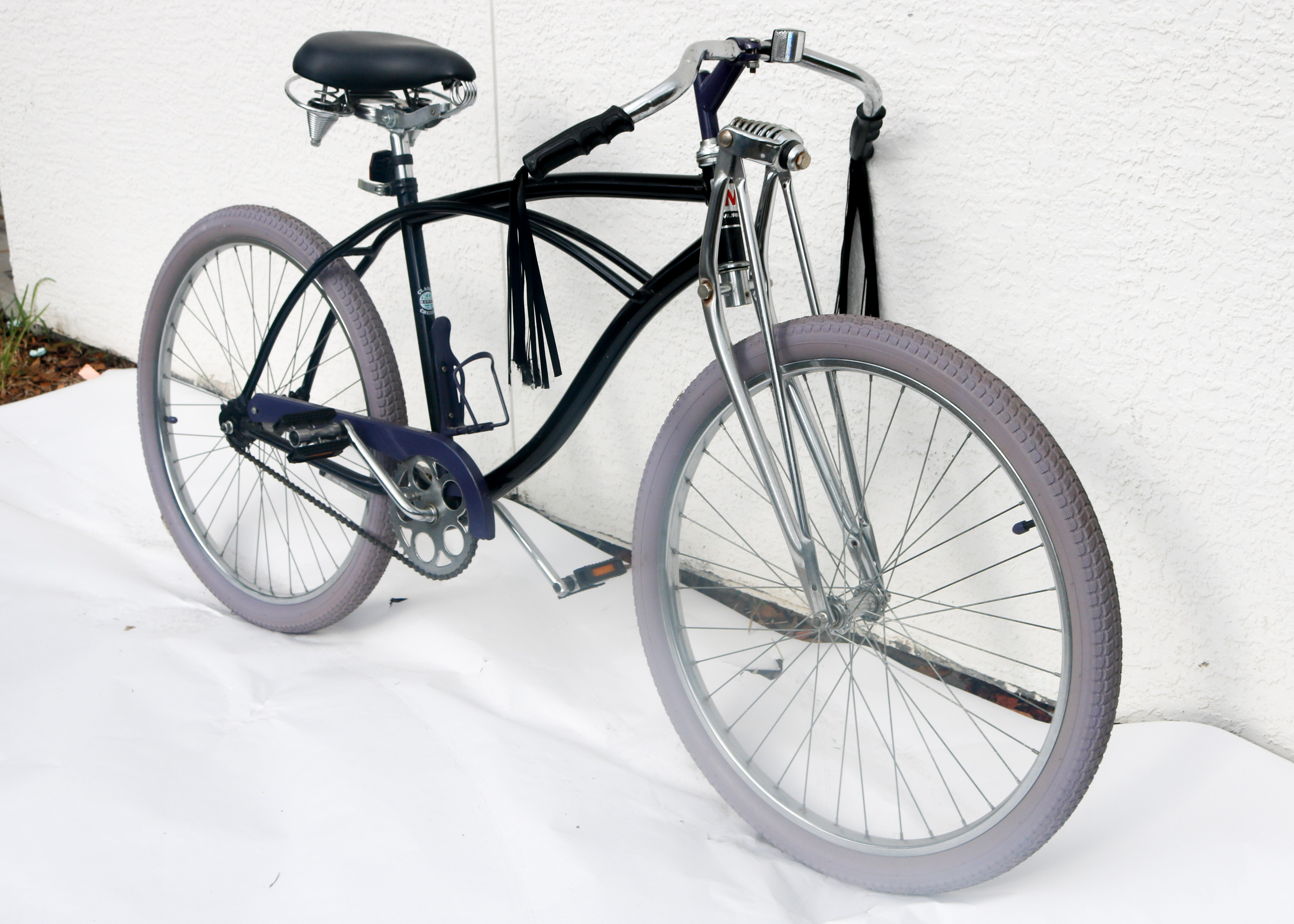 Classic Murray Cruiser Bike with Water Bottle Holder