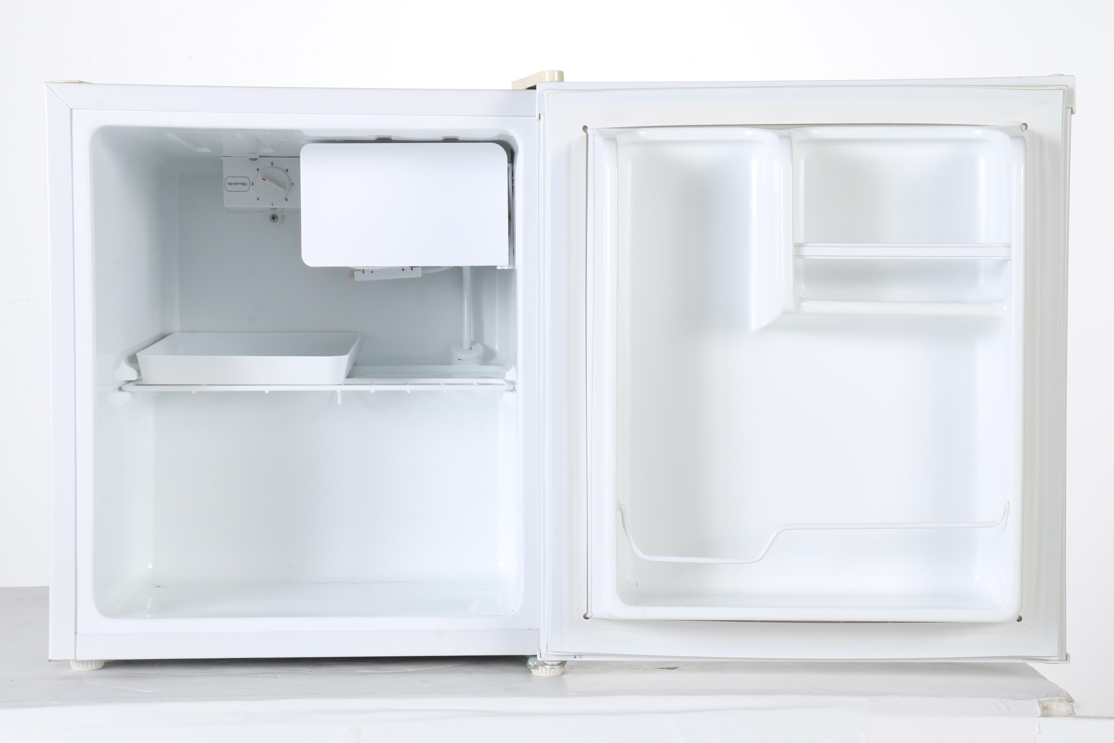 Electrolux Holiday Mini Refrigerator