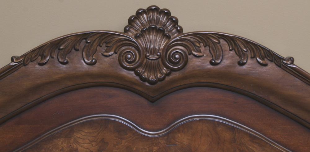 Thomasville King Size Provincial Louis XV Style Bed Frame