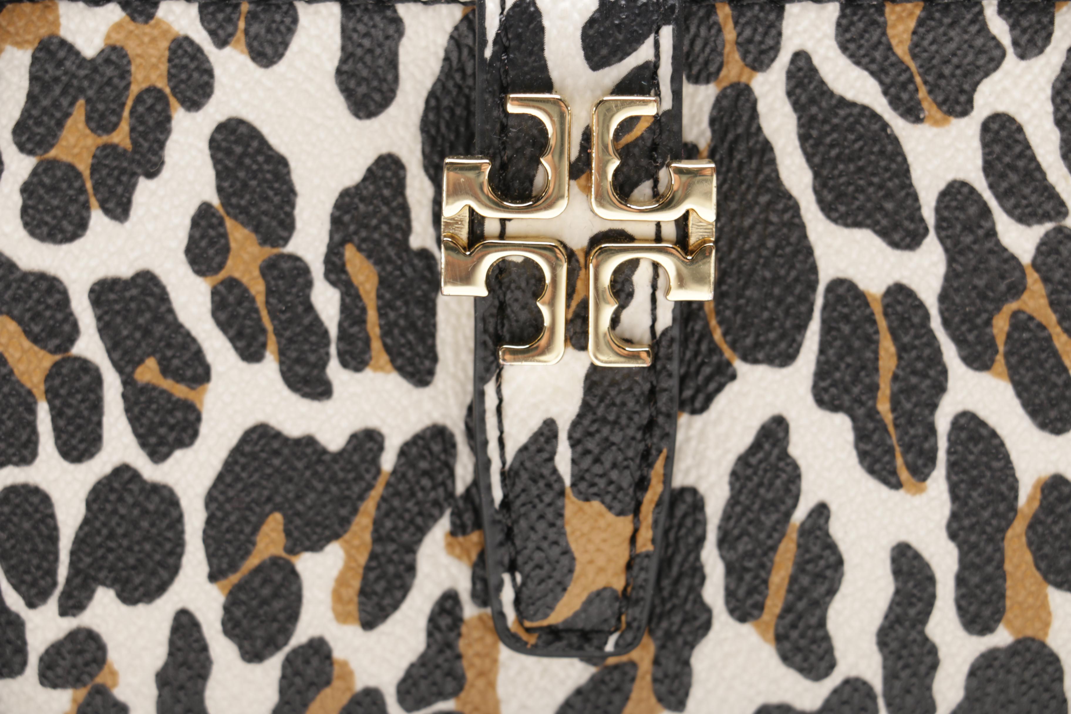 Tory Burch Plaque Zip Continental Wallet