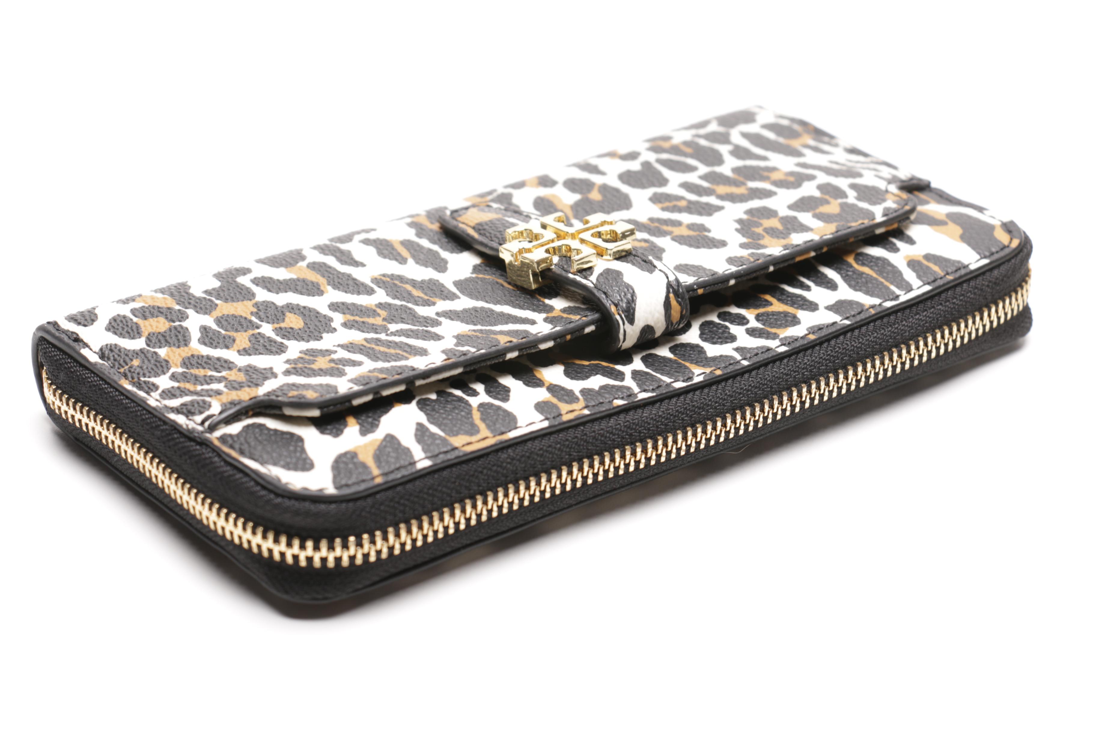 Tory Burch Plaque Zip Continental Wallet