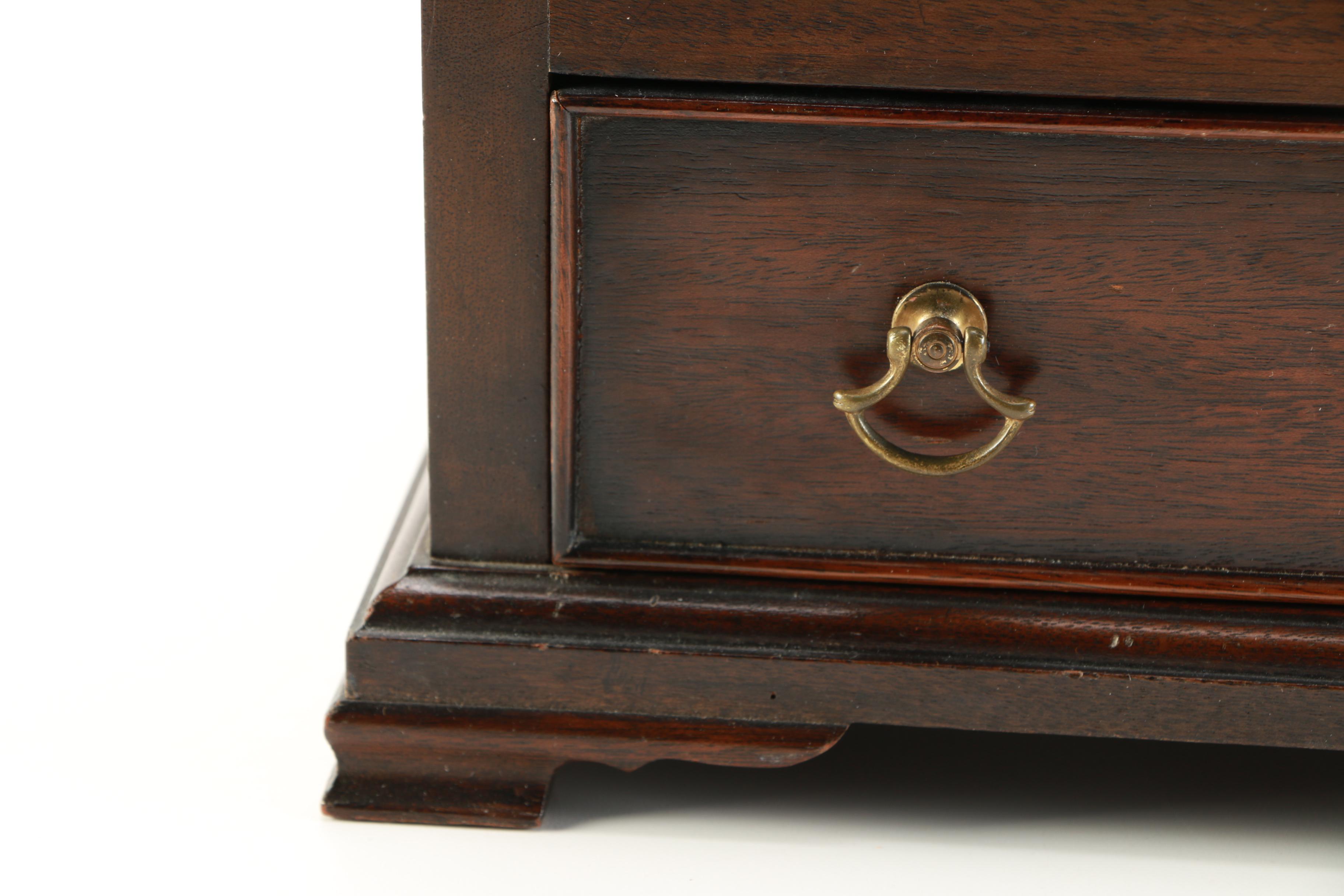 Vintage "Virginia Galleries" Jewelry Box by Henkel-Harris