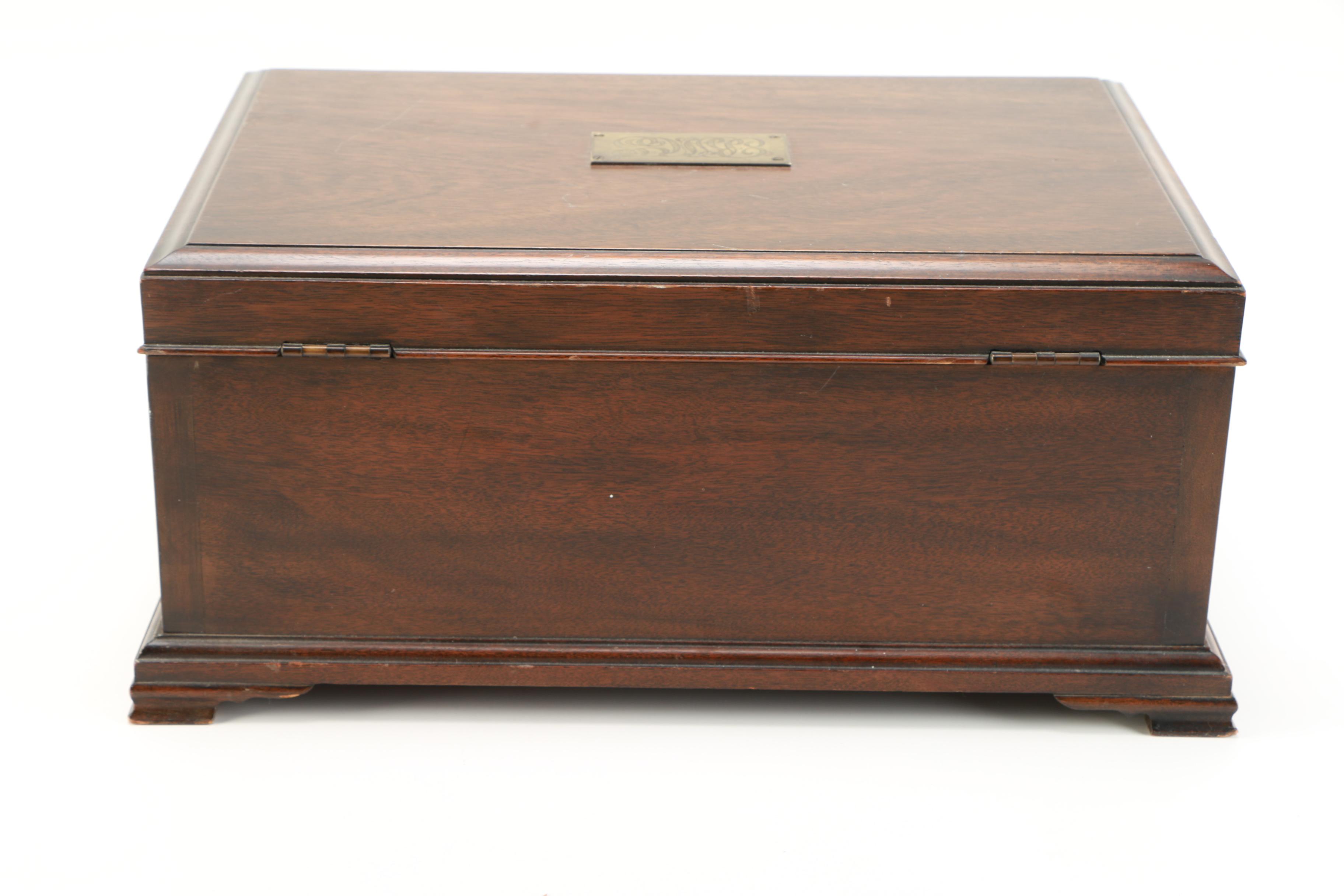 Vintage "Virginia Galleries" Jewelry Box by Henkel-Harris