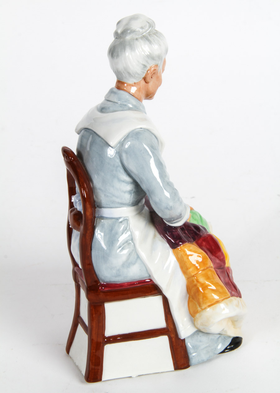 Royal Doulton Porcelain Figurine "Eventide"