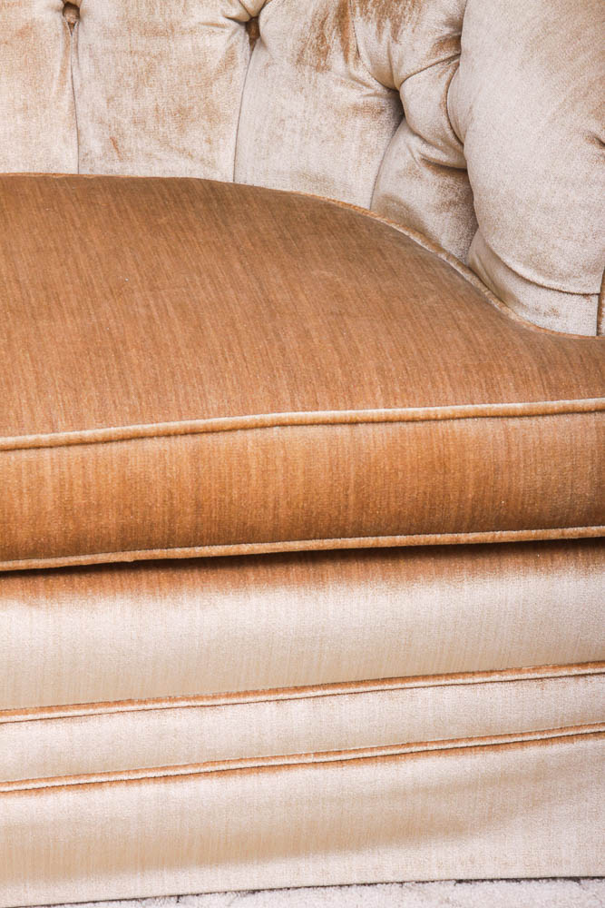 Vintage Button-Tufted Velvet Sofa