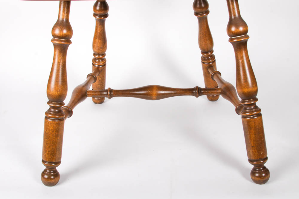 Ethan Allen Dining Armchairs With Table