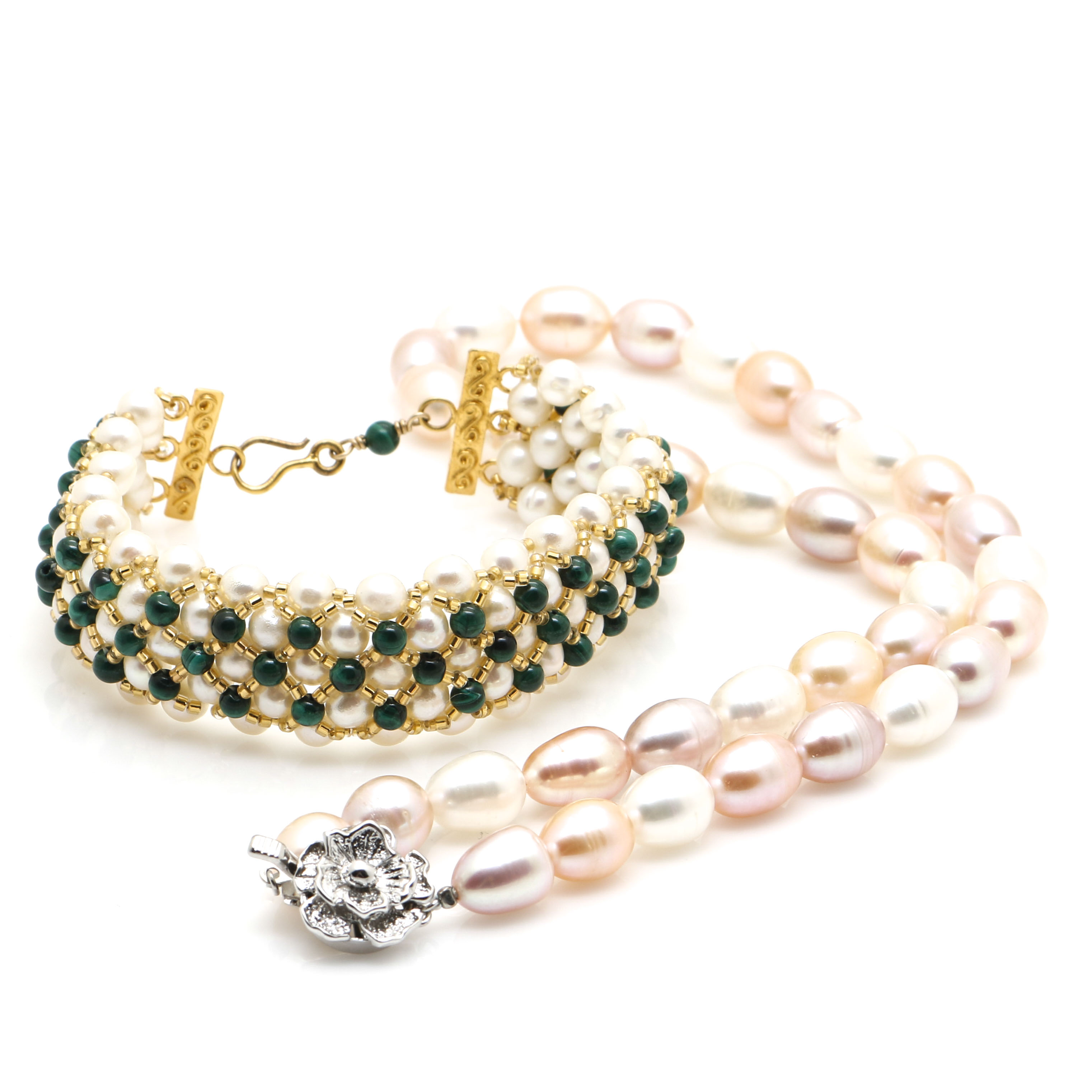 Cultured Pearl Necklace With Freshwater Cultured Pearl and Malachite Bracelet