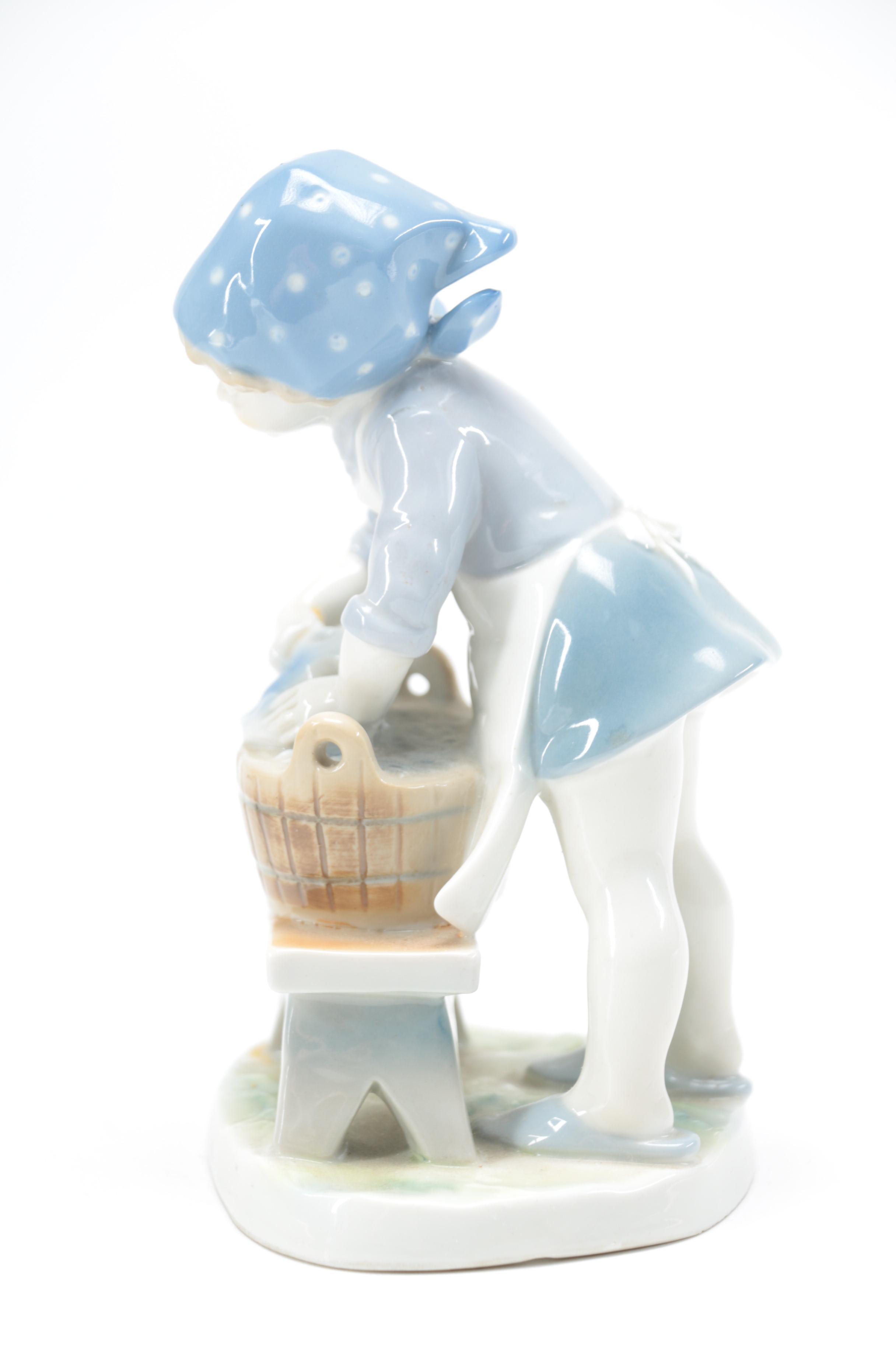 Porcelain Figurines Including Miquel Raquena