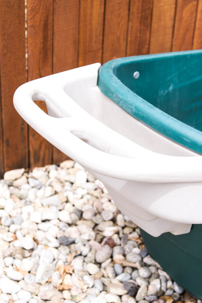 Garden Cart and Galvenized Tub