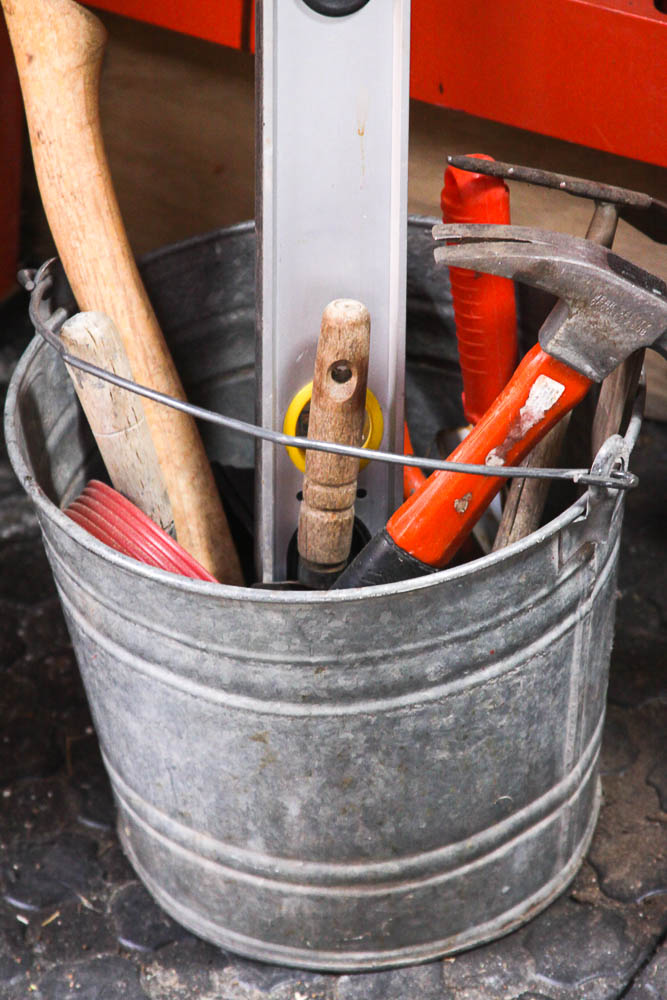 Folding Tool Stand with Tools