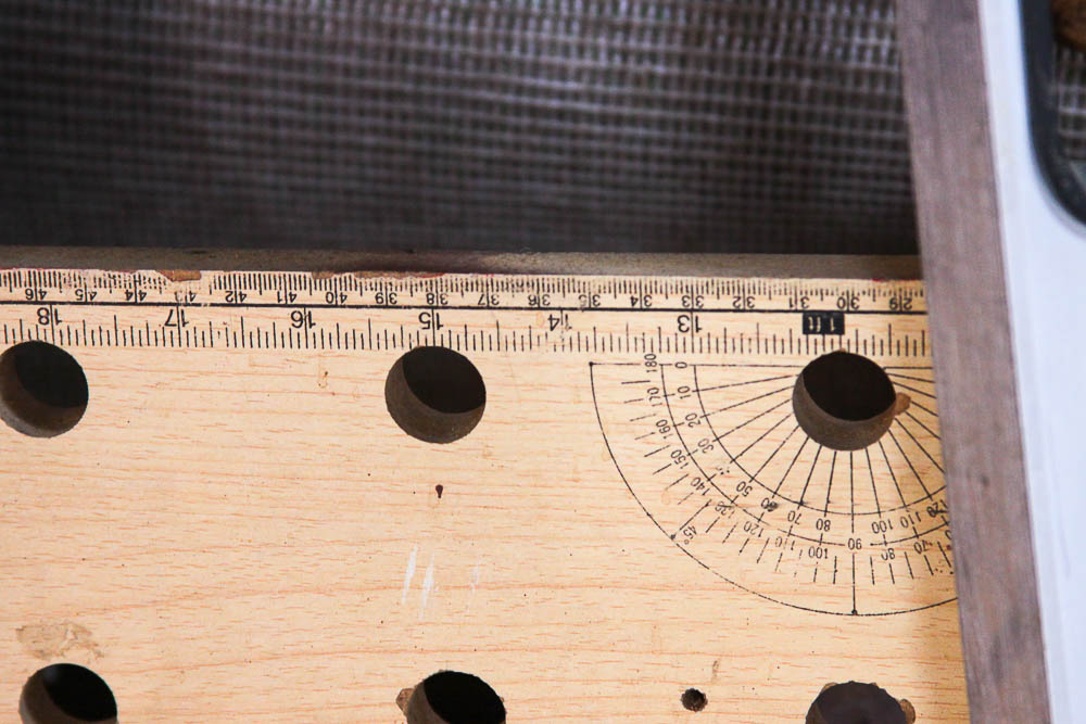 Folding Tool Stand with Tools