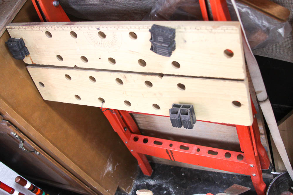 Folding Tool Stand with Tools