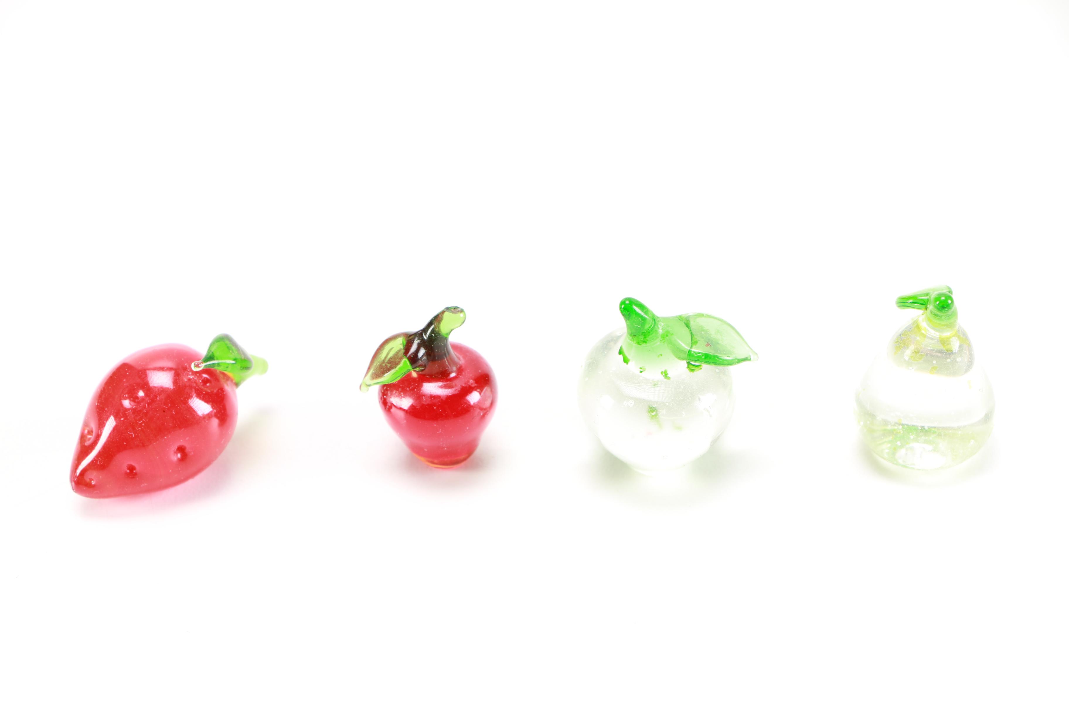 Crystal and Glass Decor Featuring Steuben Snail and Strombergshyttan Vase