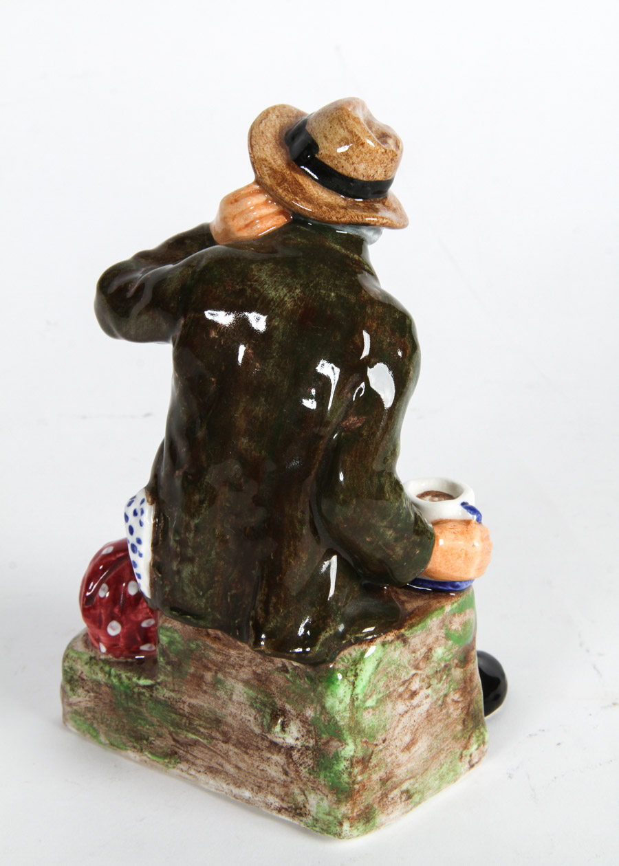 Royal Doulton "Owd Willum" Figurine