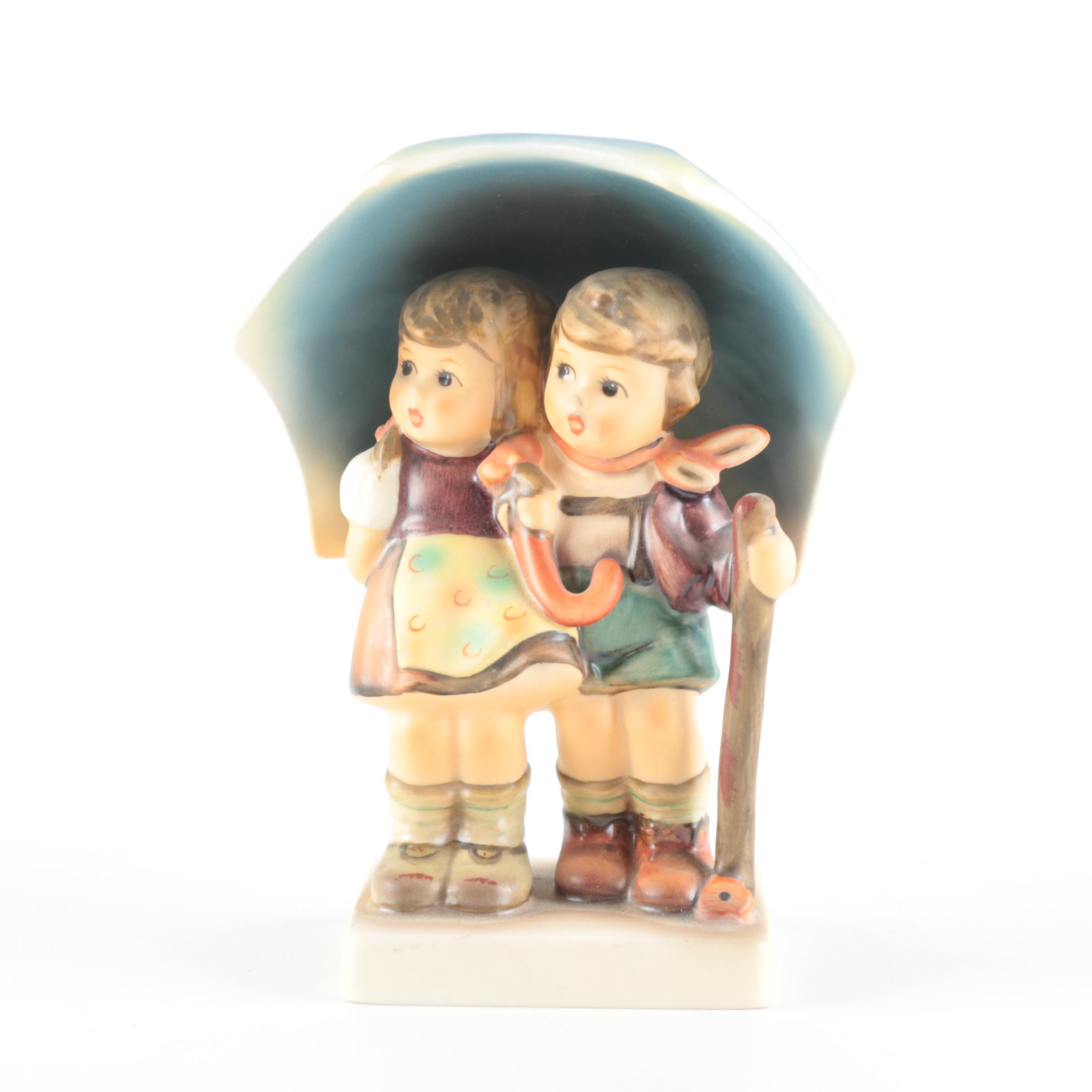 1985 Signed Goebel Hummel Figurine "Stormy Weather"