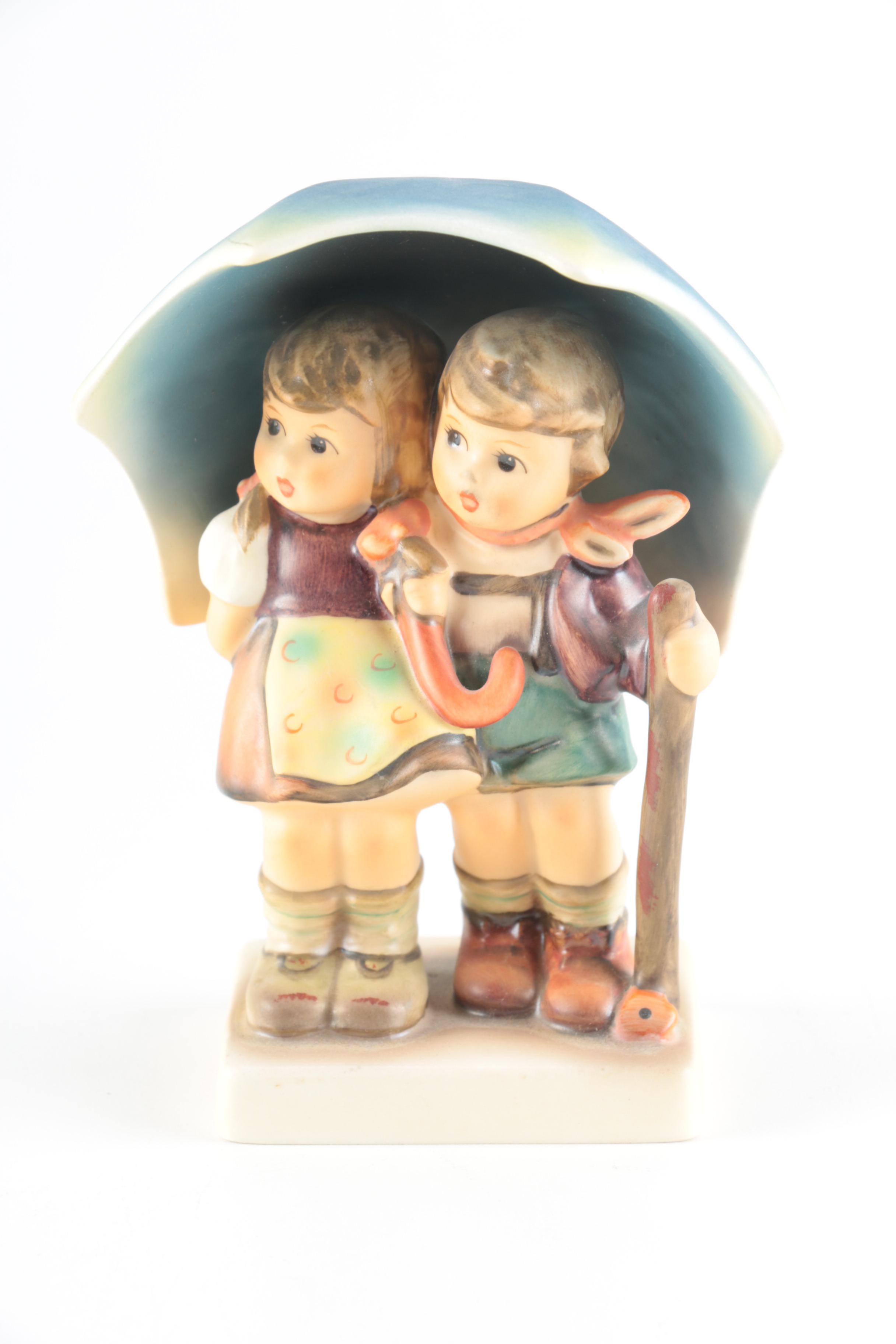 1985 Signed Goebel Hummel Figurine "Stormy Weather"