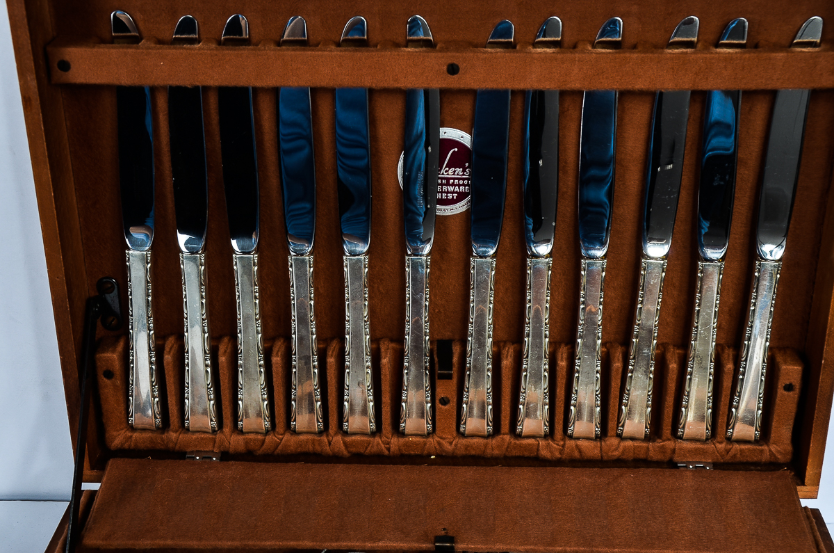 Lunt Sterling Silver "Madrigal" Flatware Set