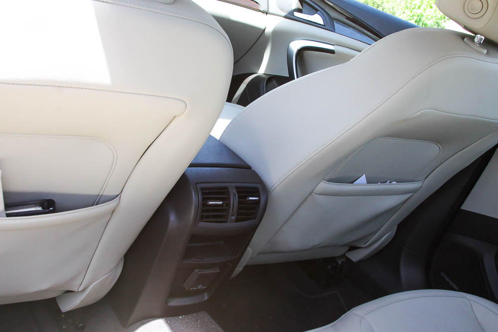 2011 Buick Regal Sedan