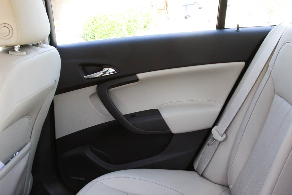 2011 Buick Regal Sedan
