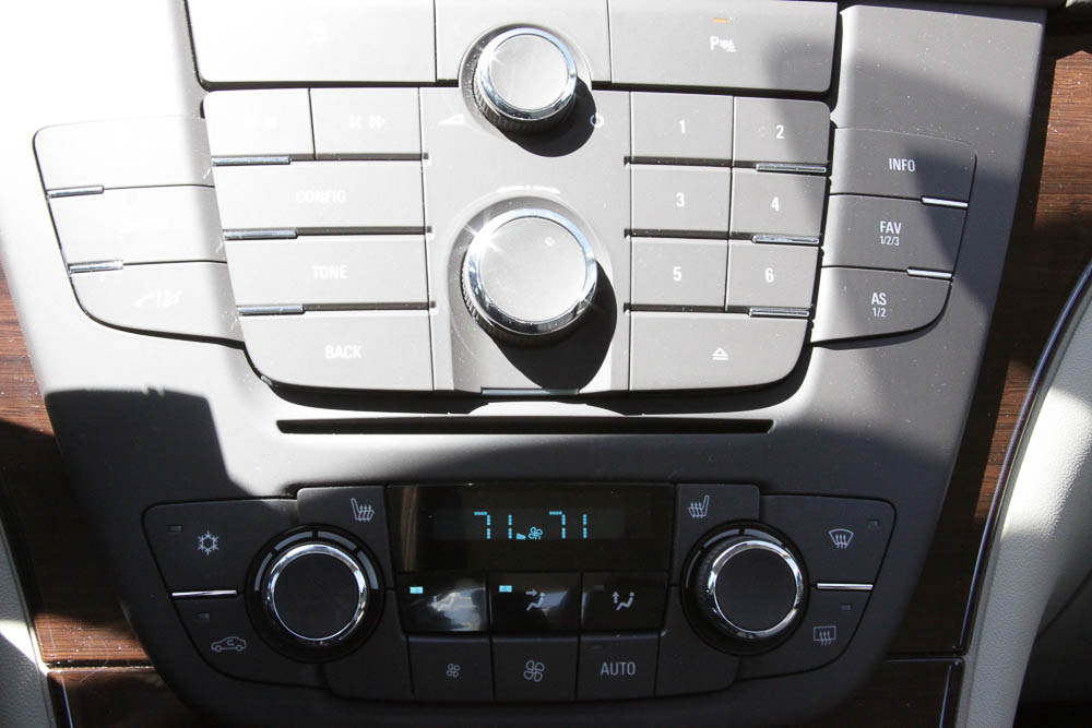 2011 Buick Regal Sedan