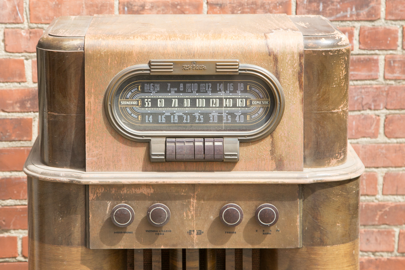 Vintage RCA Victor Radio Cabinet