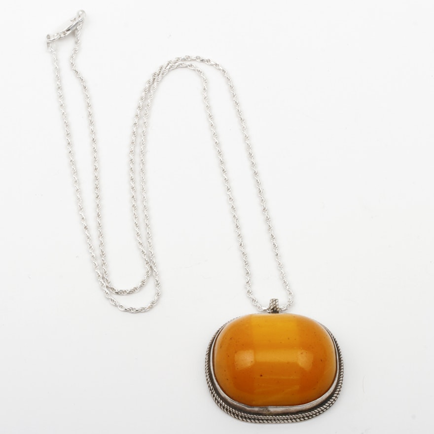 Vintage Sterling Silver and Butterscotch Amber Pendant Necklace