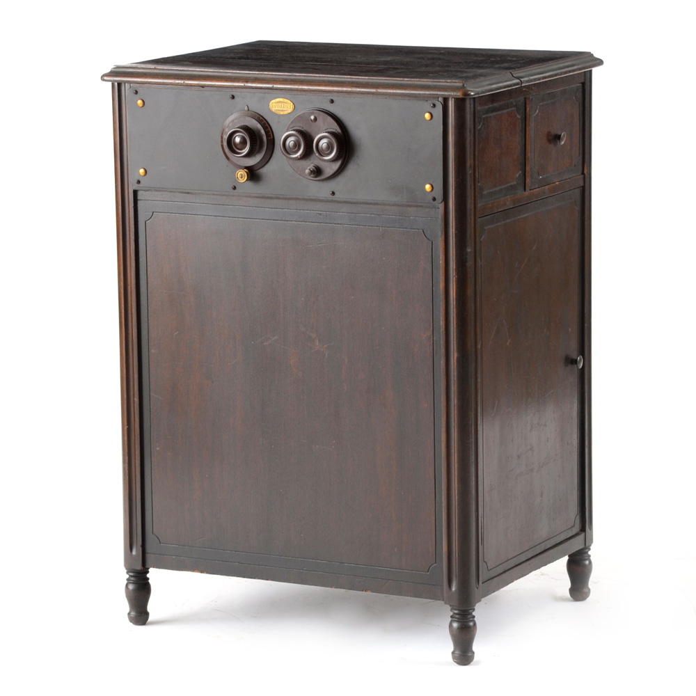 Atwater Kent "Pooley" Floor Radio