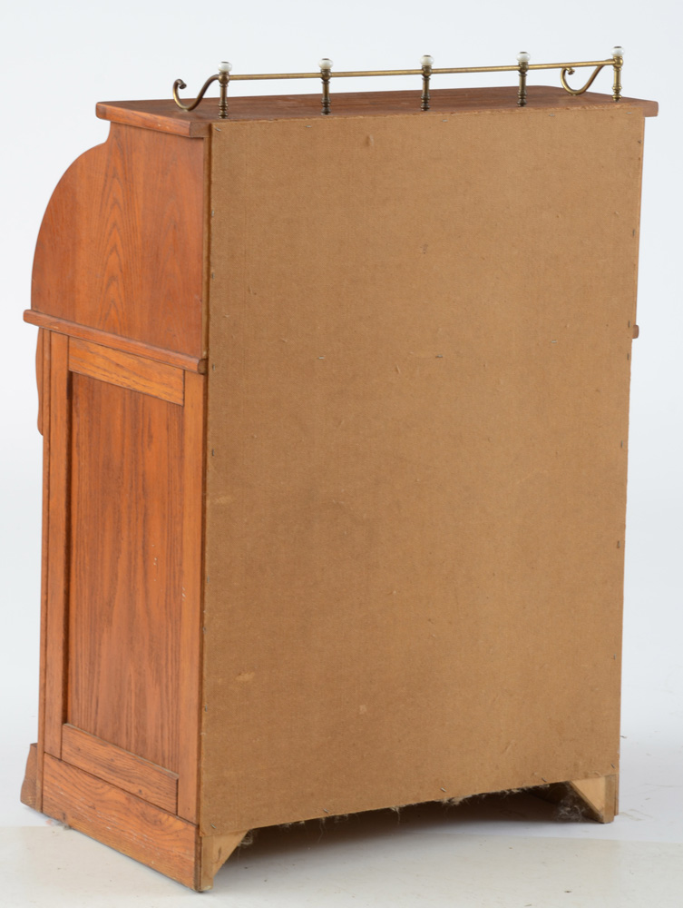 Pulaski Keepsakes Oak Cylinder Roll Top Desk