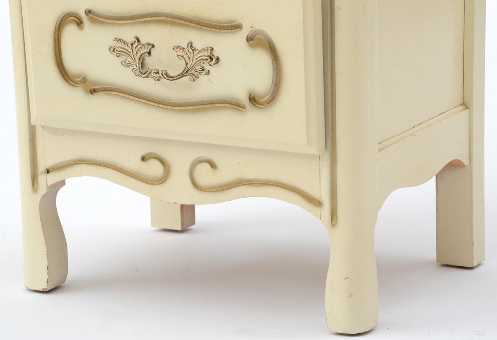 White French Provincial Style Lingerie Chest