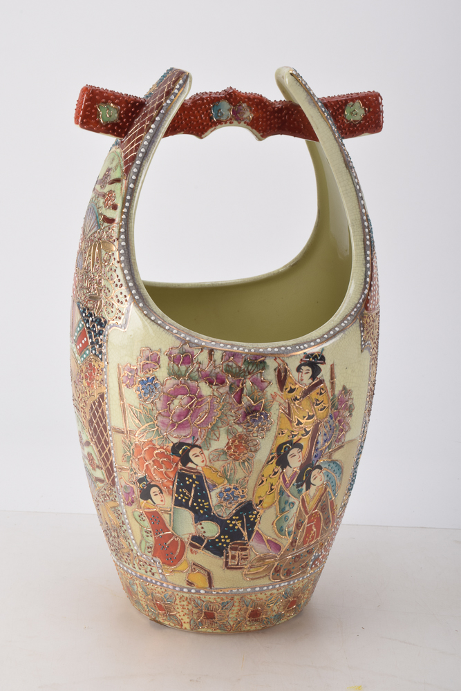 Hand-Painted Chinese Royal Satsuma Vase with Handle
