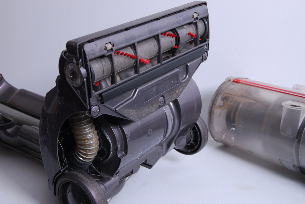 Dyson Animal DC17 Vacuum Cleaner