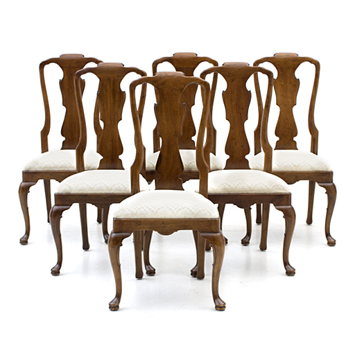 Henredon Queen Anne Style Dining Set