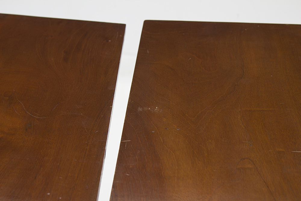 Vintage Federal Style Mahogany Gate-Leg Dining Table