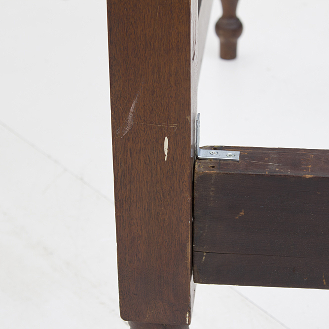 Vintage Four-Poster Full Bed Frame