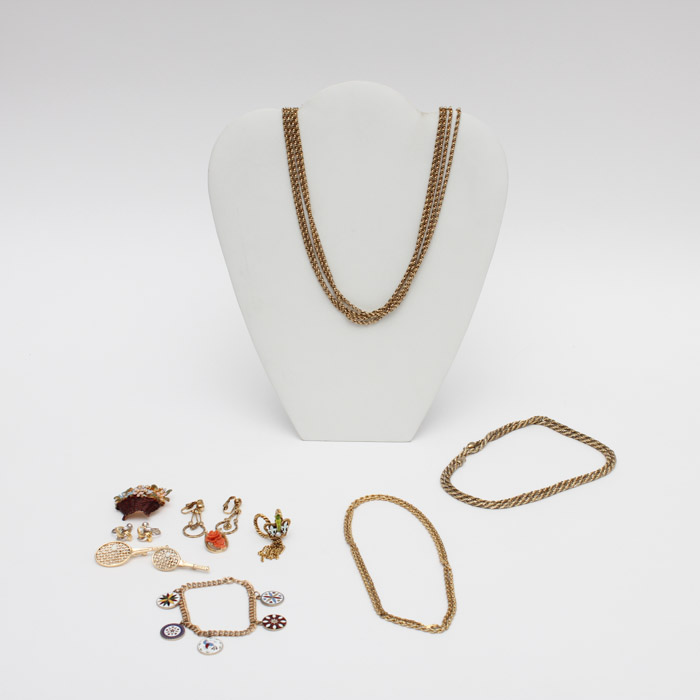 Collection of Vintage Gold Tone Jewelry