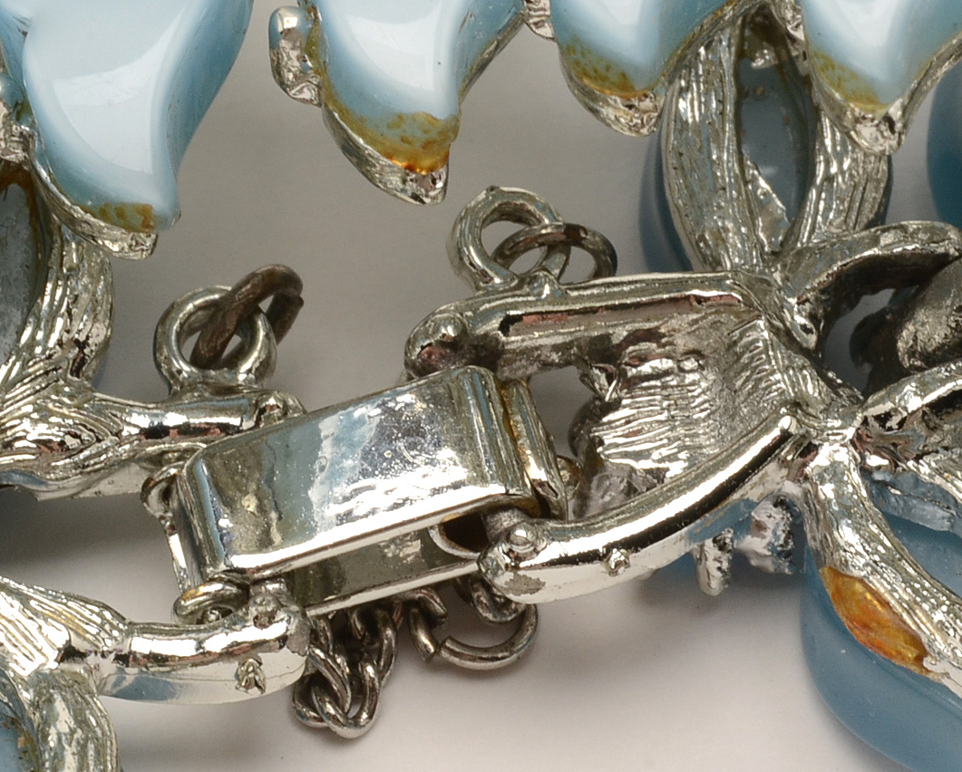 Vintage 1960s Thermoset Demi Parure