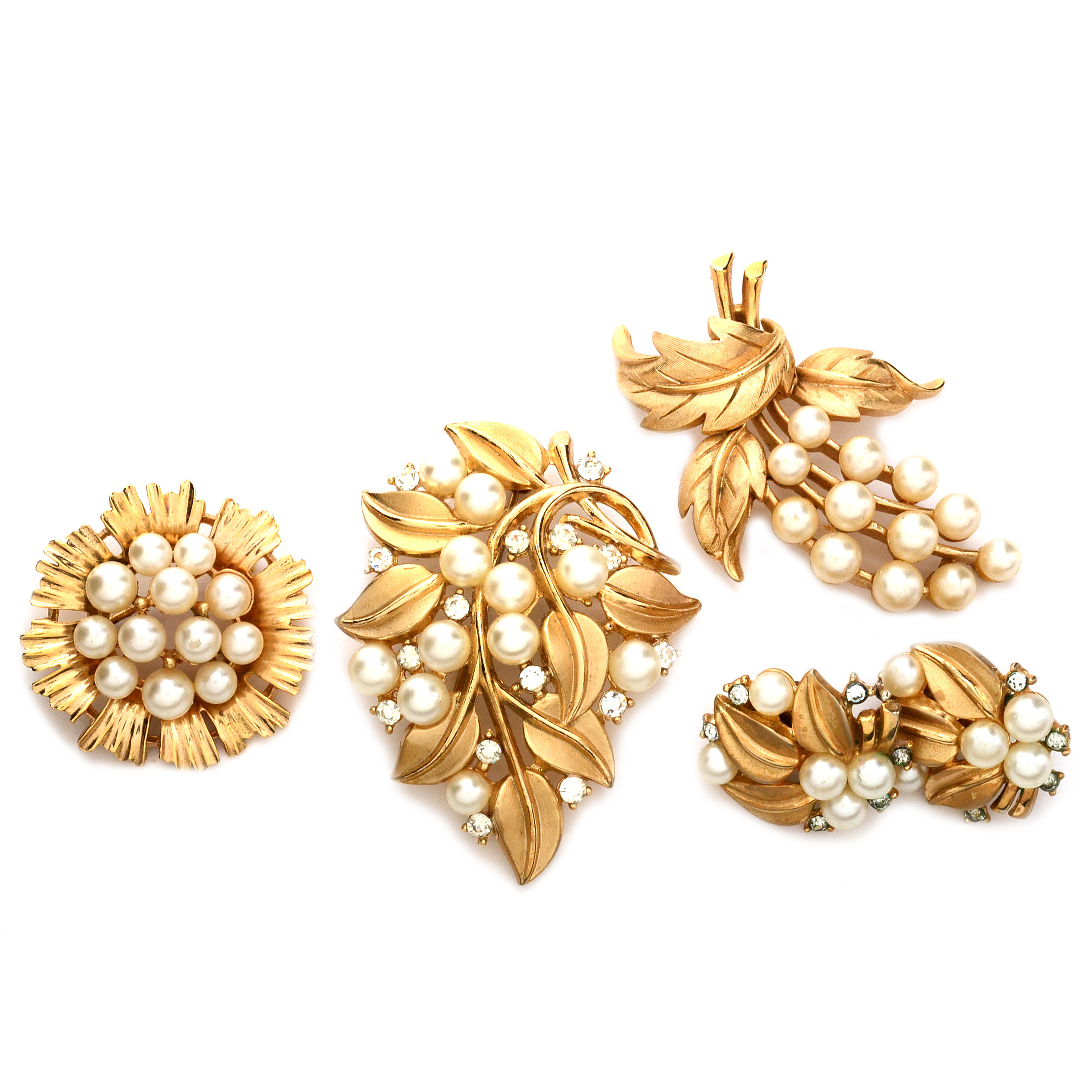 Vintage Crown Trifari Faux Pearl Gold Tone Jewelry