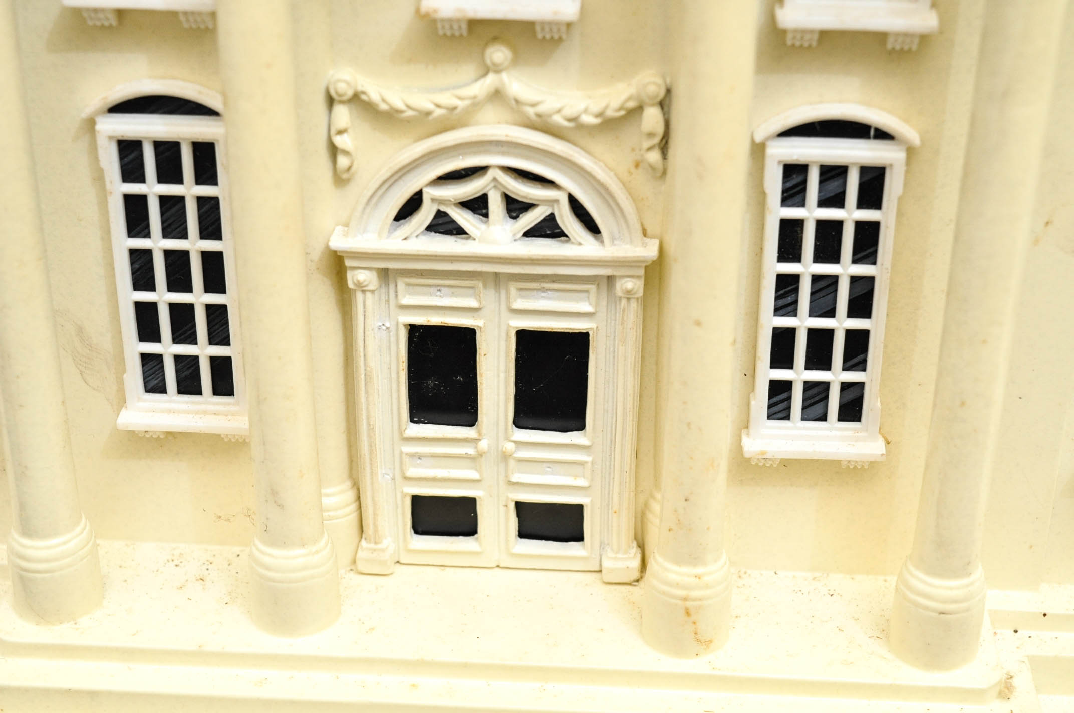 Collector's White House Replica Humidor