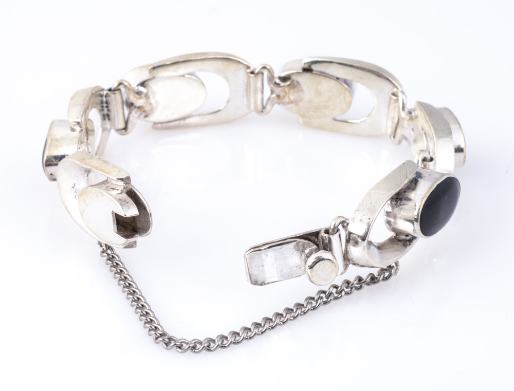 Sterling Silver Onyx Link Bracelet