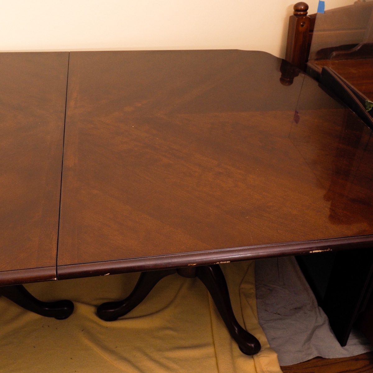 Vintage Duncan Phyfe Style Double Pedestal Dining Table With Leaf Inserts