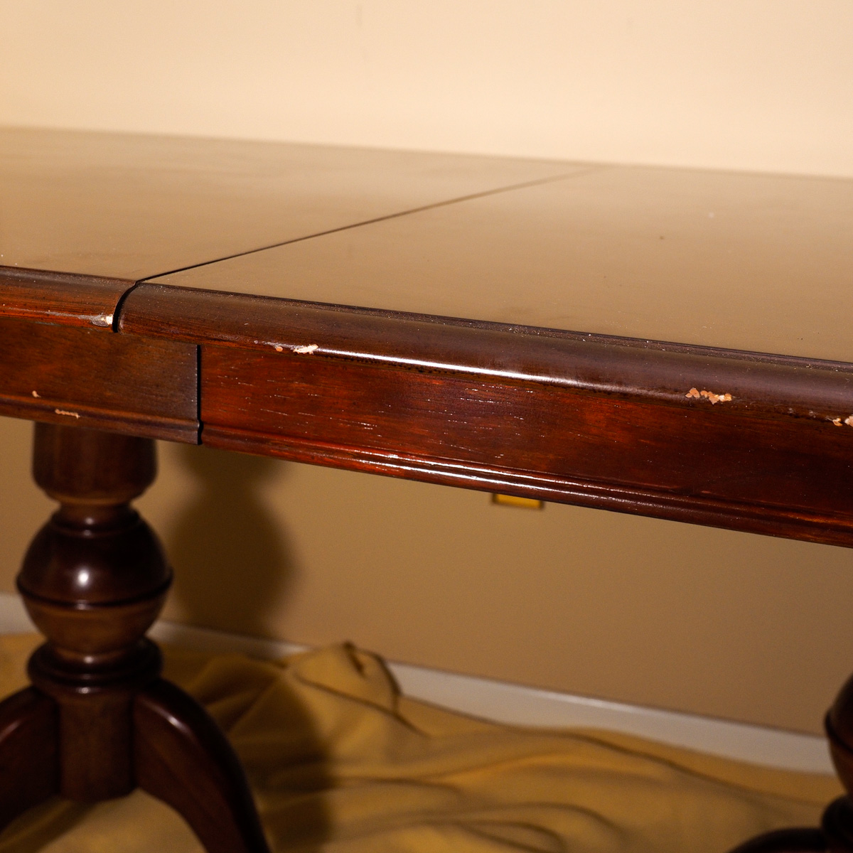 Vintage Duncan Phyfe Style Double Pedestal Dining Table With Leaf Inserts