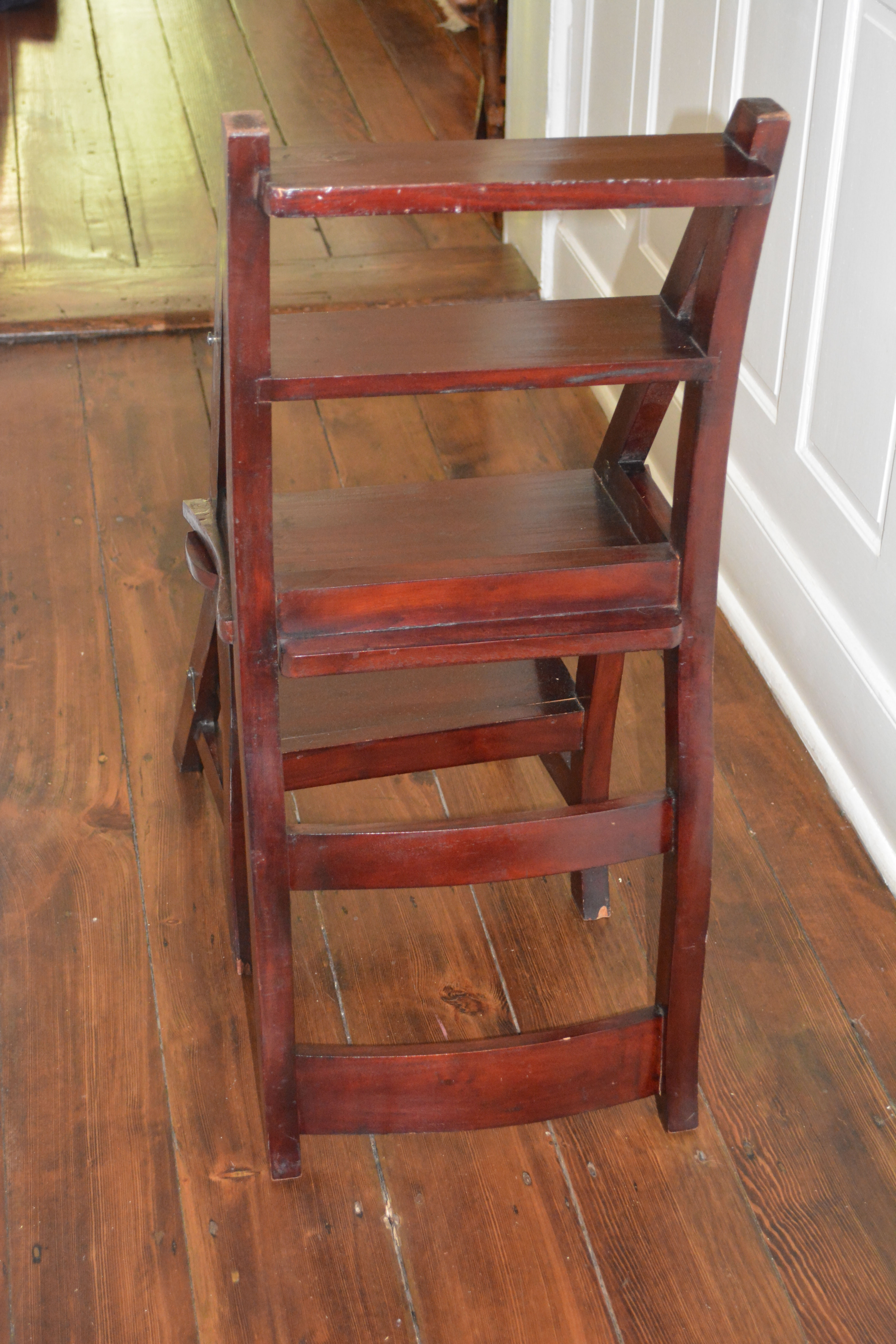 Late 19th to Early 20th Century Metamorphic Library Chair