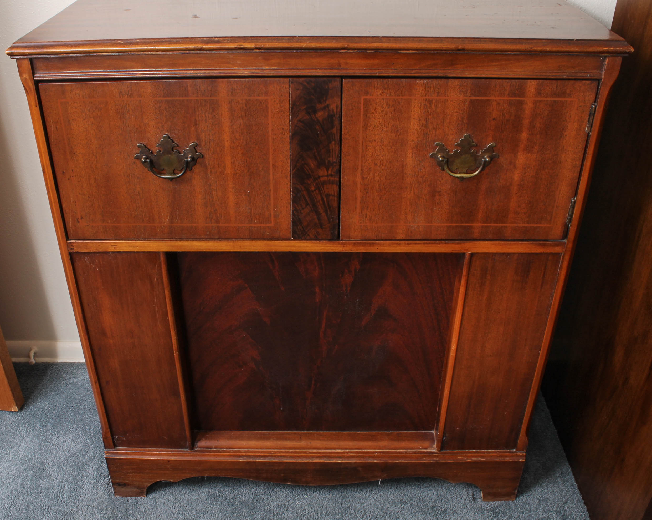 Vintage Bendix Stereo Cabinet