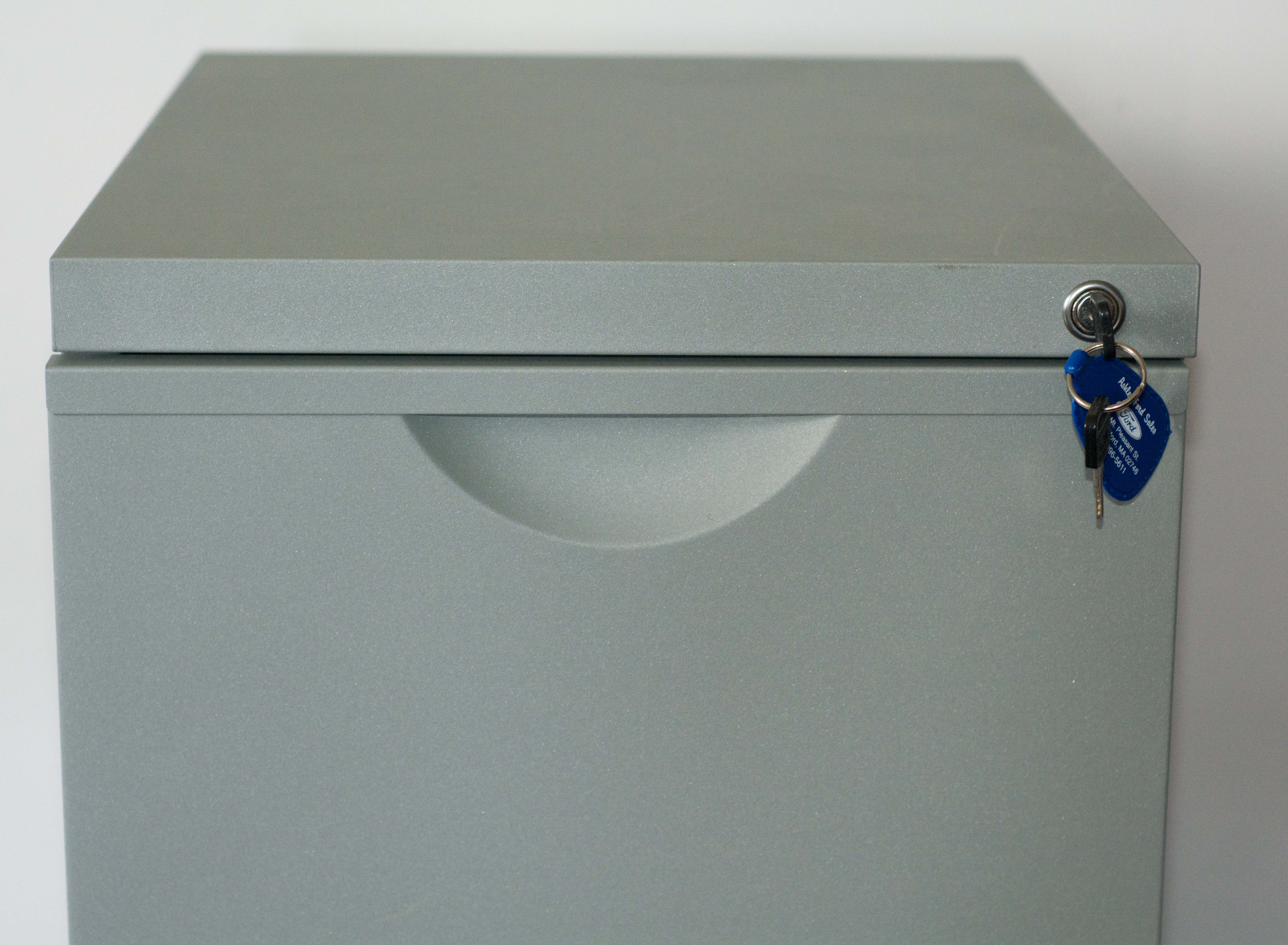 Locking Vertical File Cabinet and Cash Box